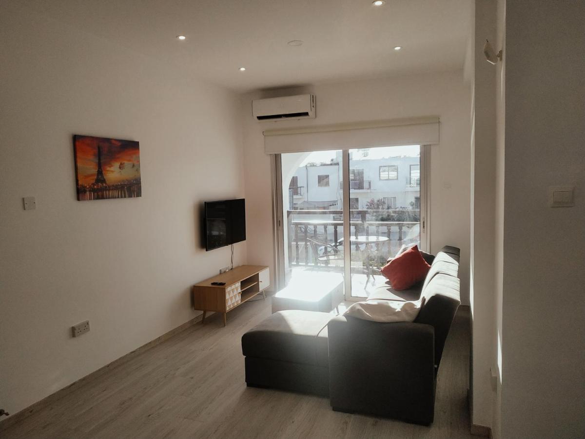 Charming Holiday Retreat Kato Paphos Apt 400M To The Beach Exteriér fotografie