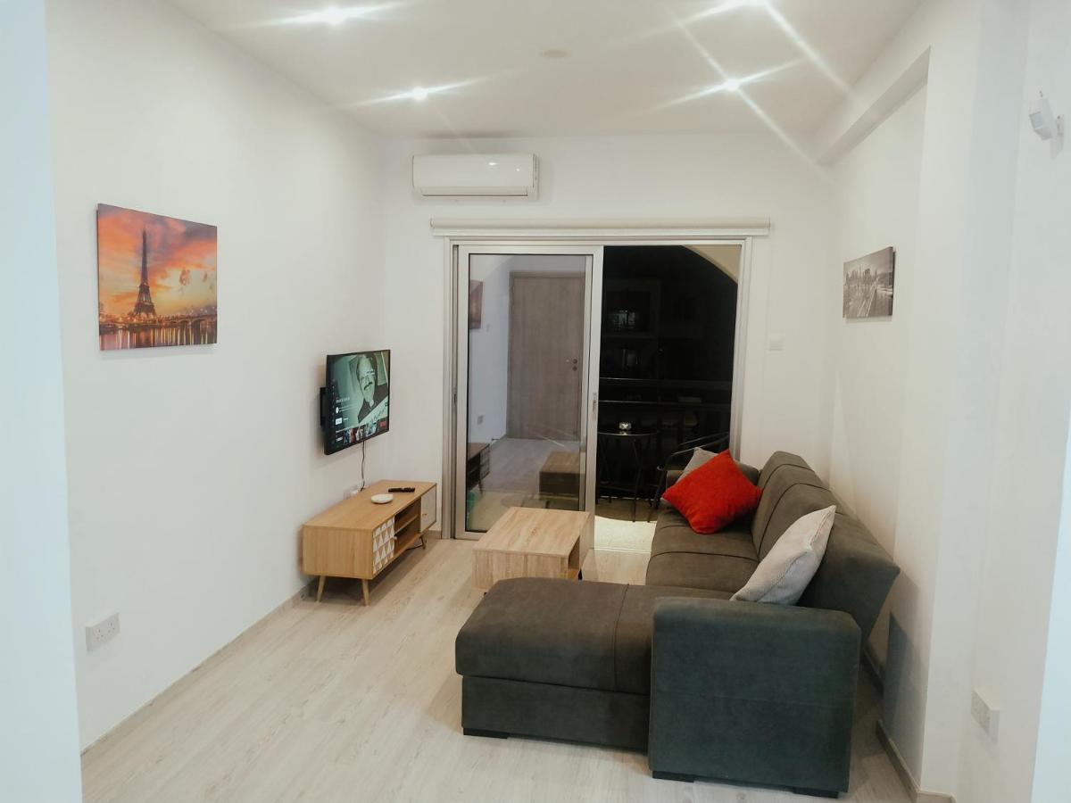 Charming Holiday Retreat Kato Paphos Apt 400M To The Beach Exteriér fotografie