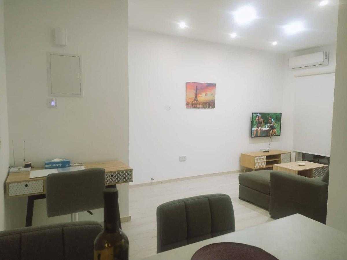 Charming Holiday Retreat Kato Paphos Apt 400M To The Beach Exteriér fotografie